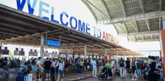 TÜRSAB’TAN TEKELLEŞME VE SEKTÖREL KRİZ UYARISI