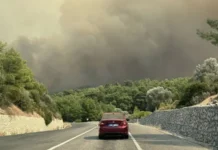 KAŞ’TA YANGINLA MÜCADELE DEVAM EDİYOR